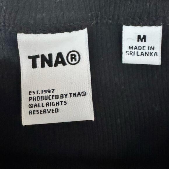TNA Black Ribbed Cropped Tank Top Size M Aritzia Basic Cami - Picture 2 of 5
